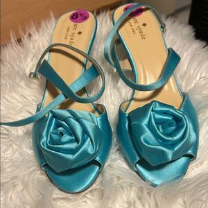 Kate Spade NY Blue Satin Rose Heels – Size 8.5  – Wedding Guest / Prom